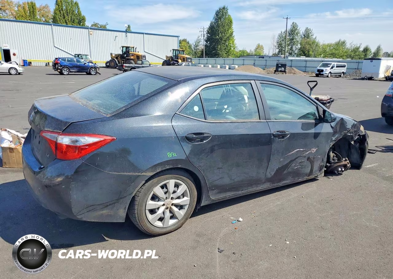 2014 Toyota Corolla Le VIN:5YFBURHE6EP137748 - 3