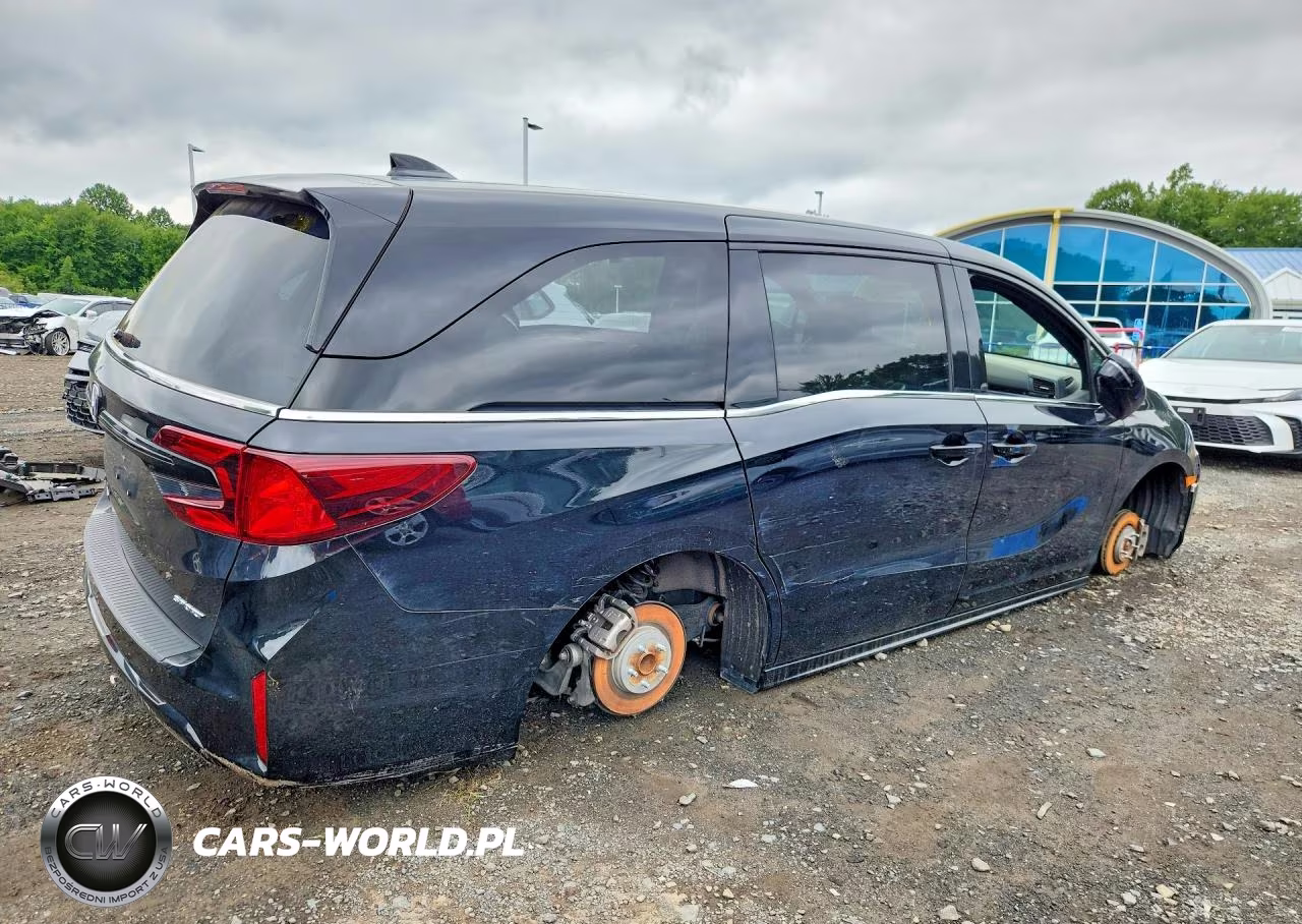 2025 Honda Odyssey Sport-L VIN:5FNRL6H78SB058350 - 3