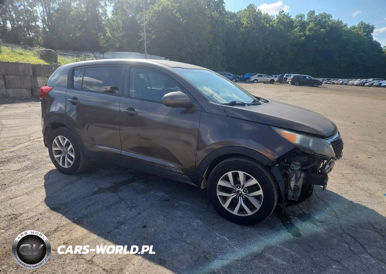 2015 Kia Sportage Lx VIN:KNDPBCACXF7763405 - 4