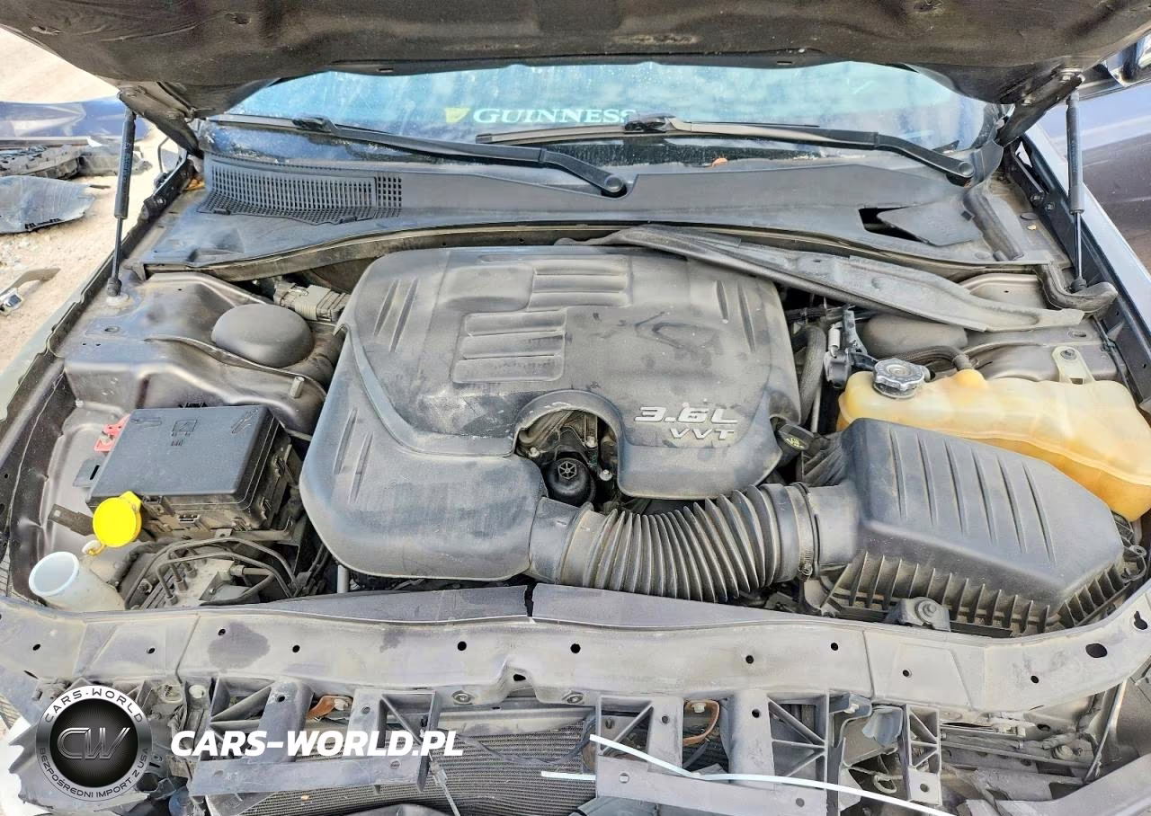 2020 Chrysler 300 Touring VIN:2C3CCAAG5LH133721 - 11