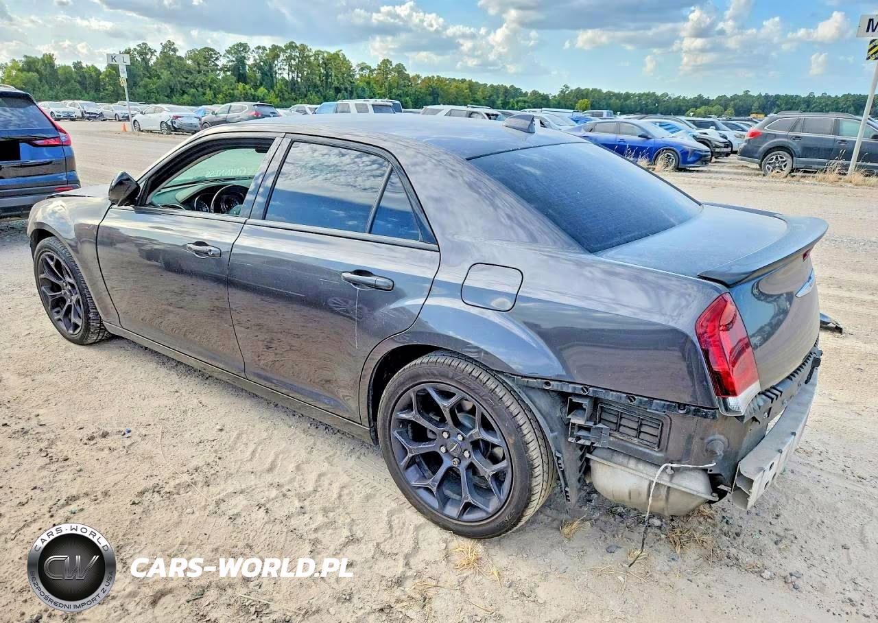 2020 Chrysler 300 Touring VIN:2C3CCAAG5LH133721 - 2