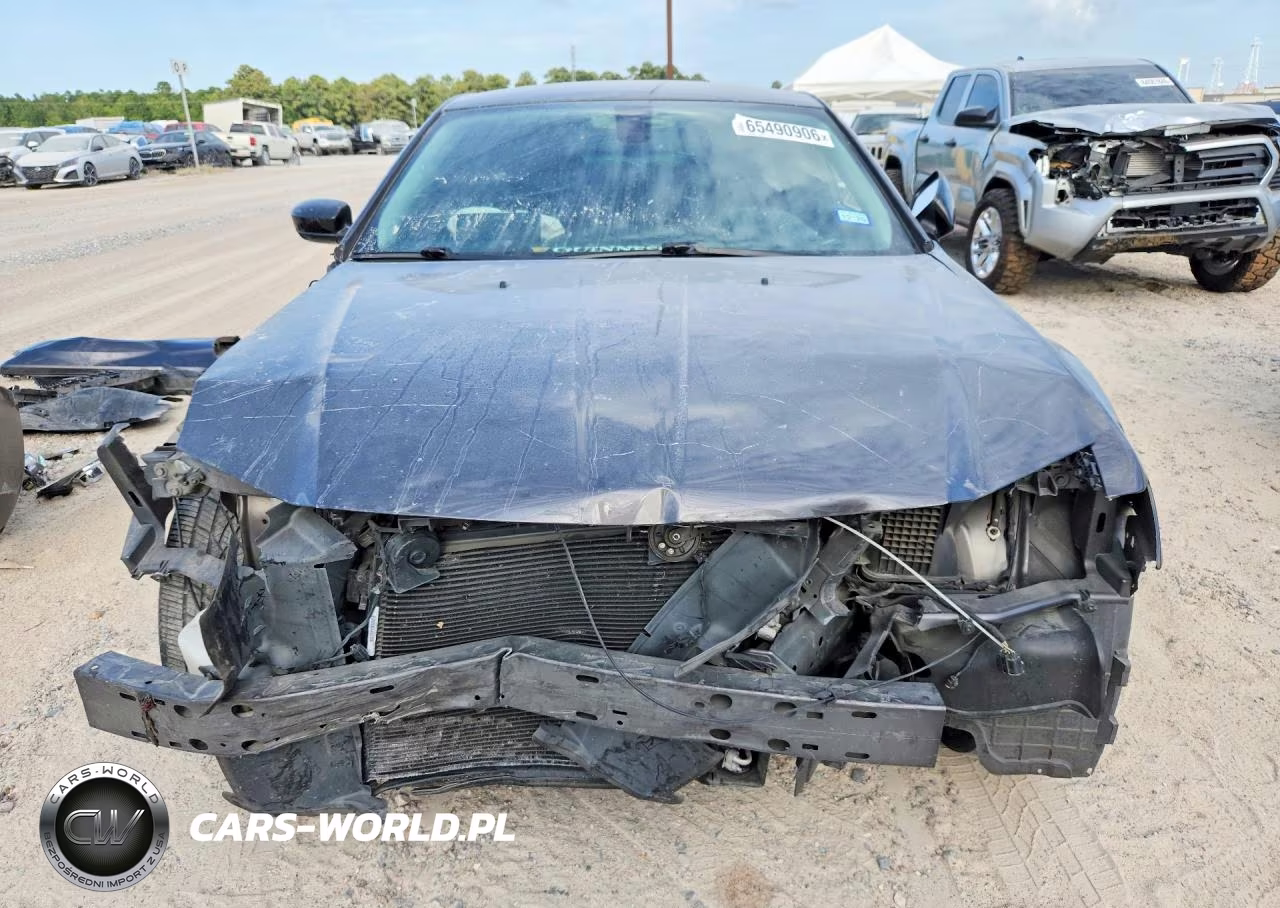 2020 Chrysler 300 Touring VIN:2C3CCAAG5LH133721 - 5