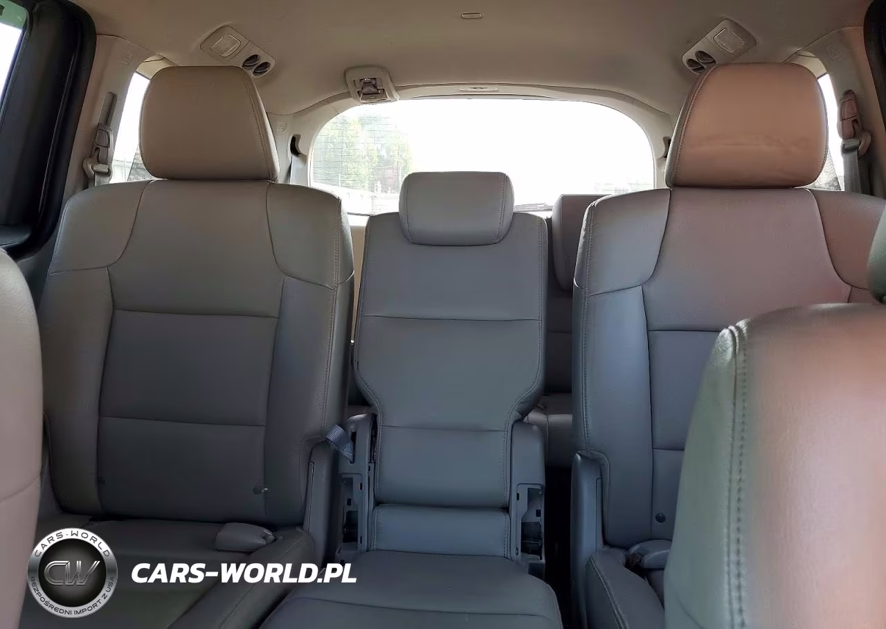 2013 Honda Odyssey Touring VIN:5FNRL5H93DB076463 - 10