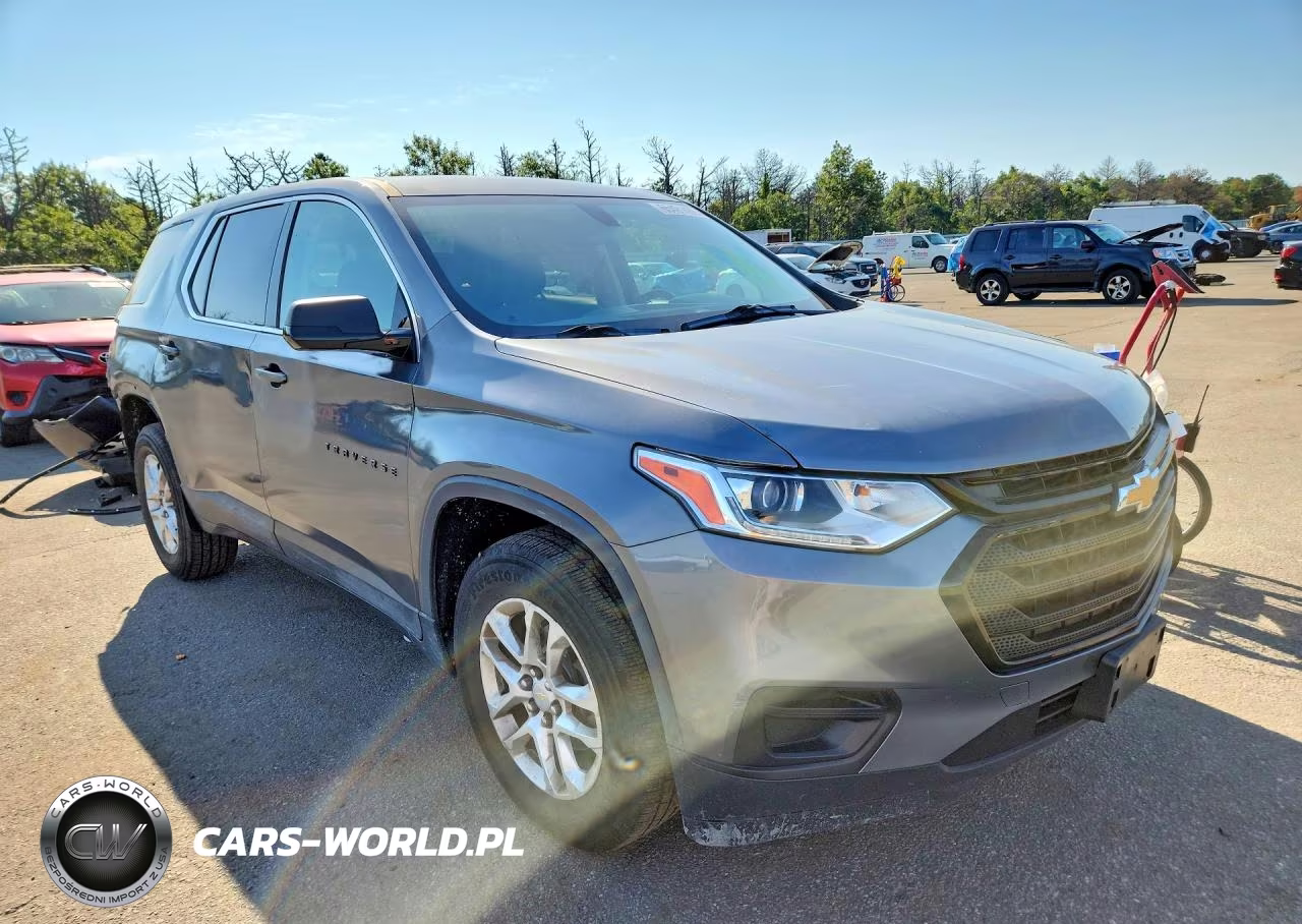 2019 Chev Traverse VIN:1GNEVFKW3KJ153682 - 4