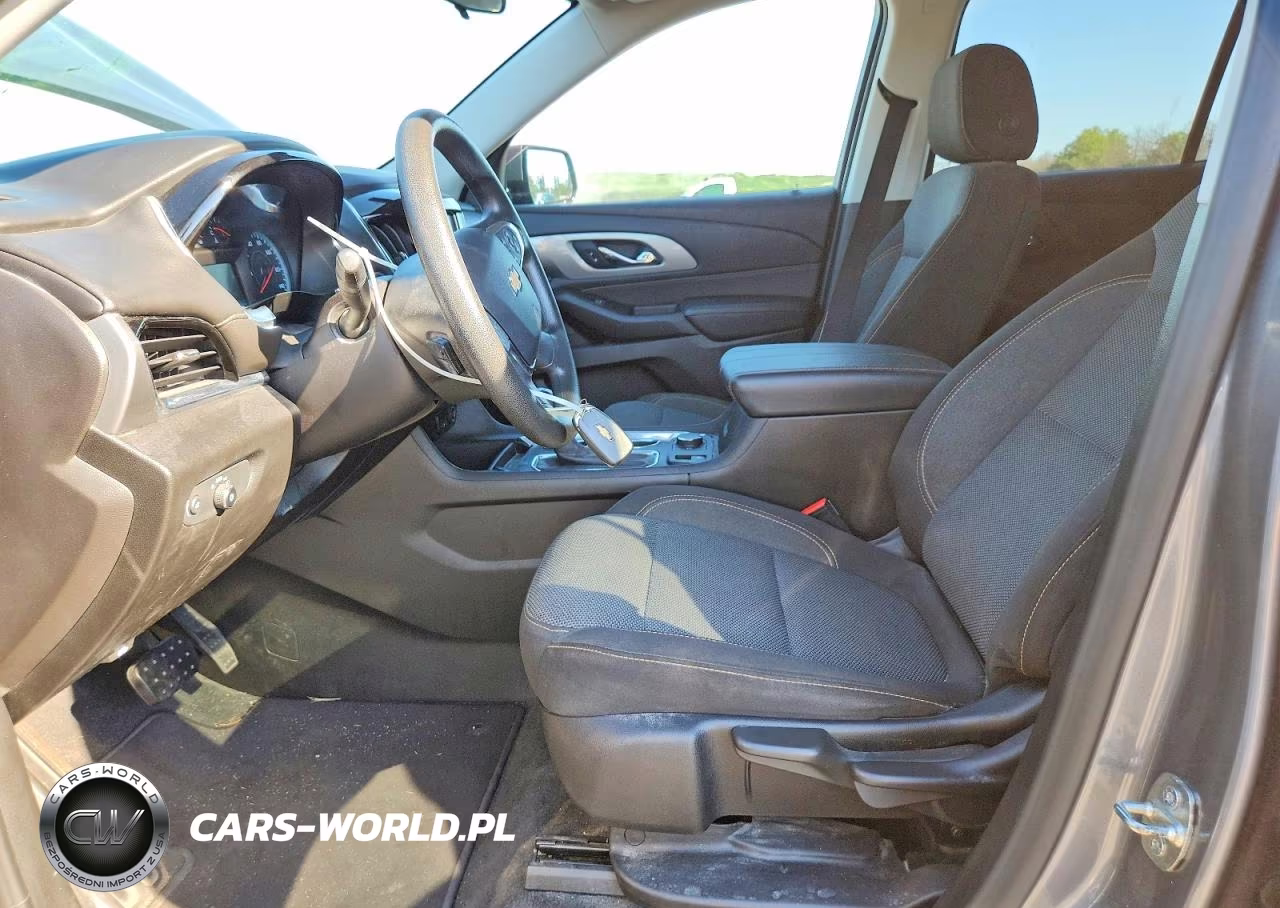 2019 Chev Traverse VIN:1GNEVFKW3KJ153682 - 7
