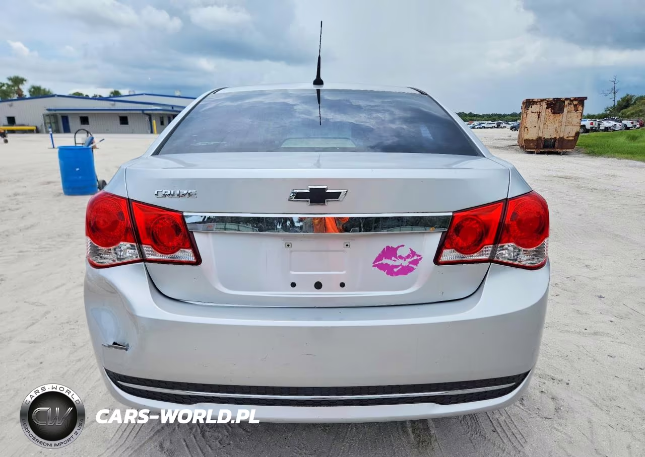 2014 Chevrolet Cruze Ls VIN:1G1PA5SH9E7280942 - 6