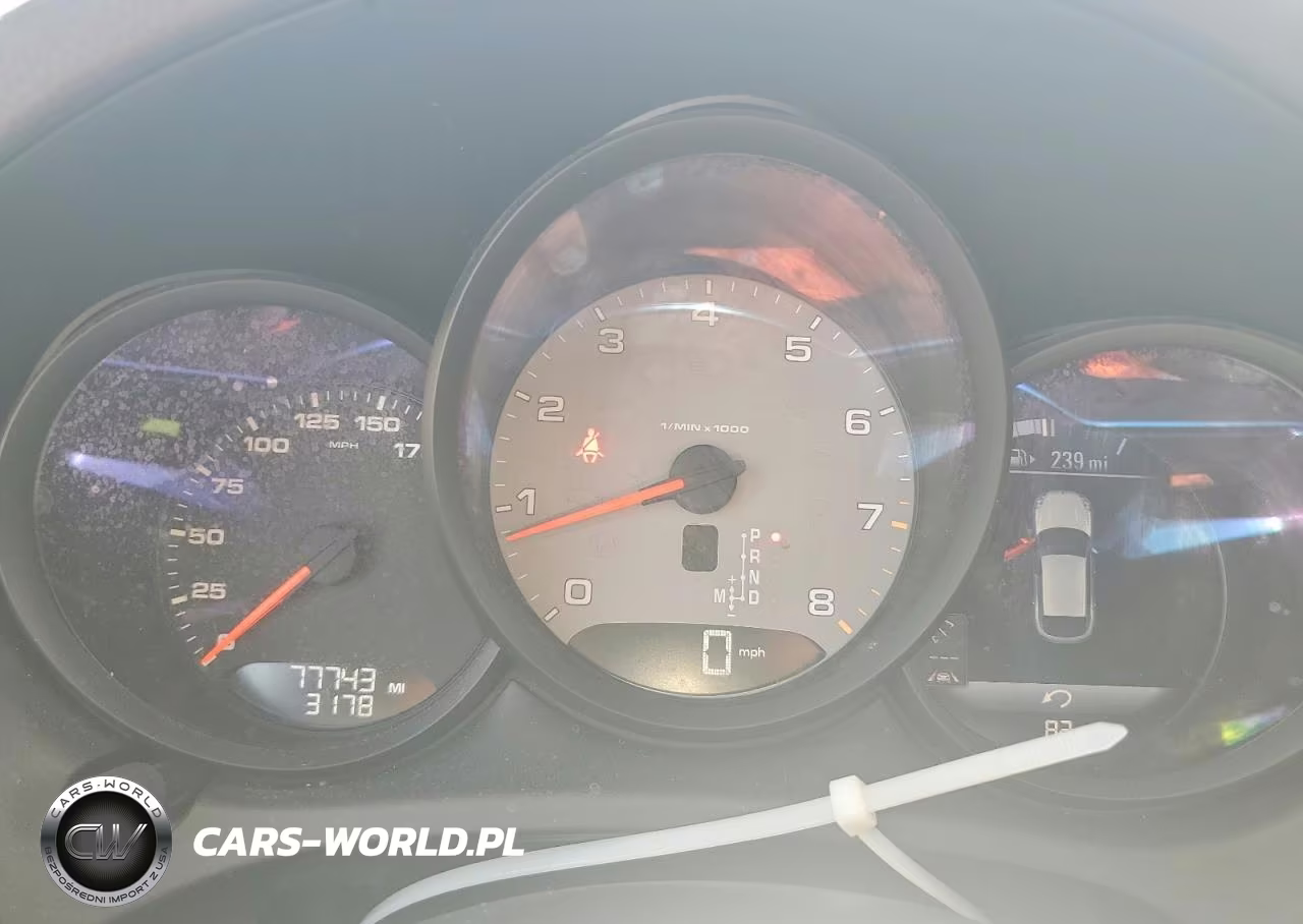 2020 Porsche Macan S VIN:WP1AB2A56LLB35070 - 9