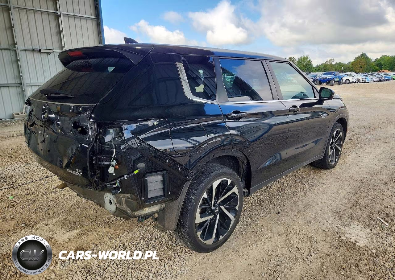 2023 Mitsubishi Outlander Se VIN:JA4T5UA94PZ037295 - 3