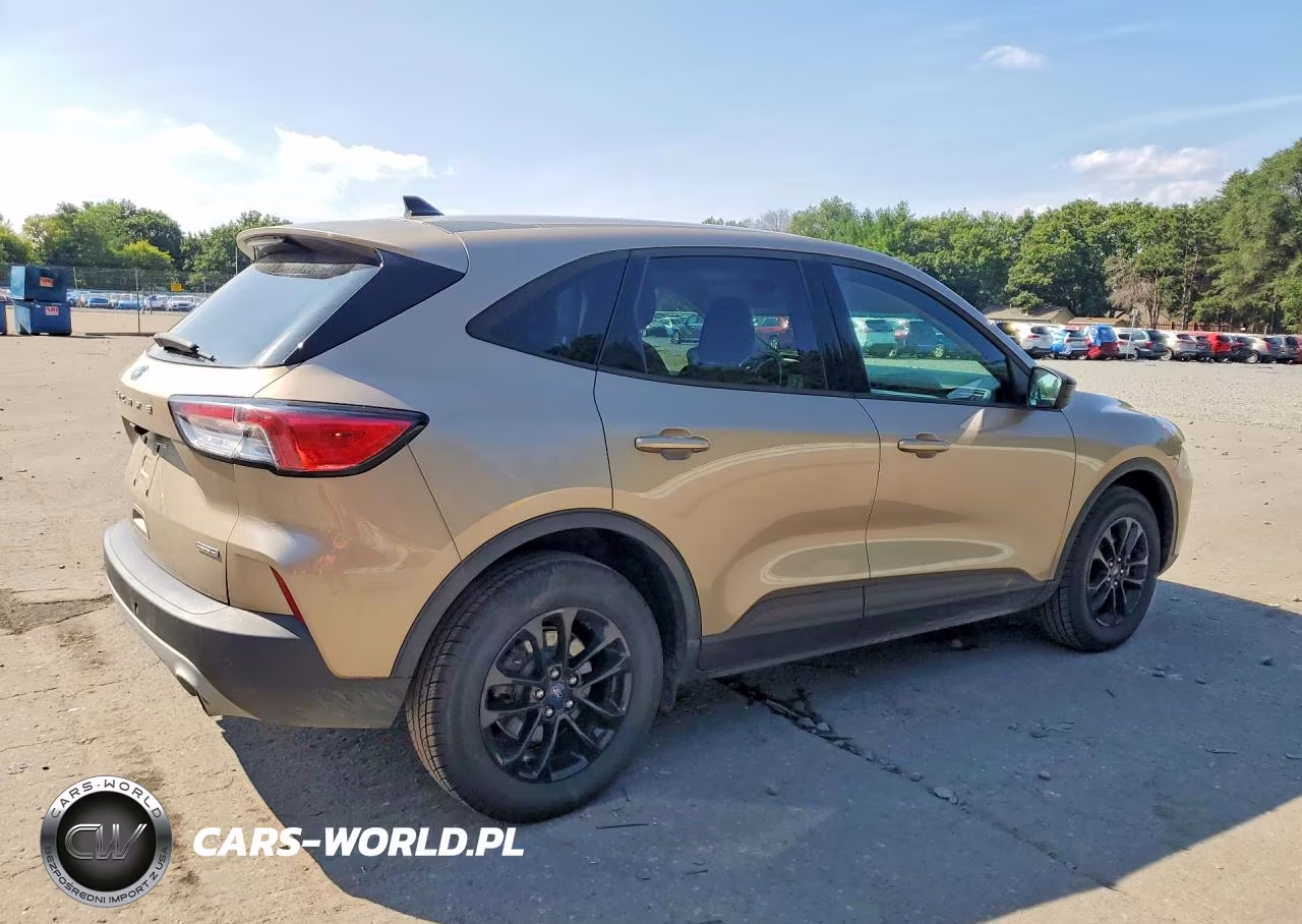 2020 Ford Escape Se Sport VIN:1FMCU9BZ7LUB84010 - 3