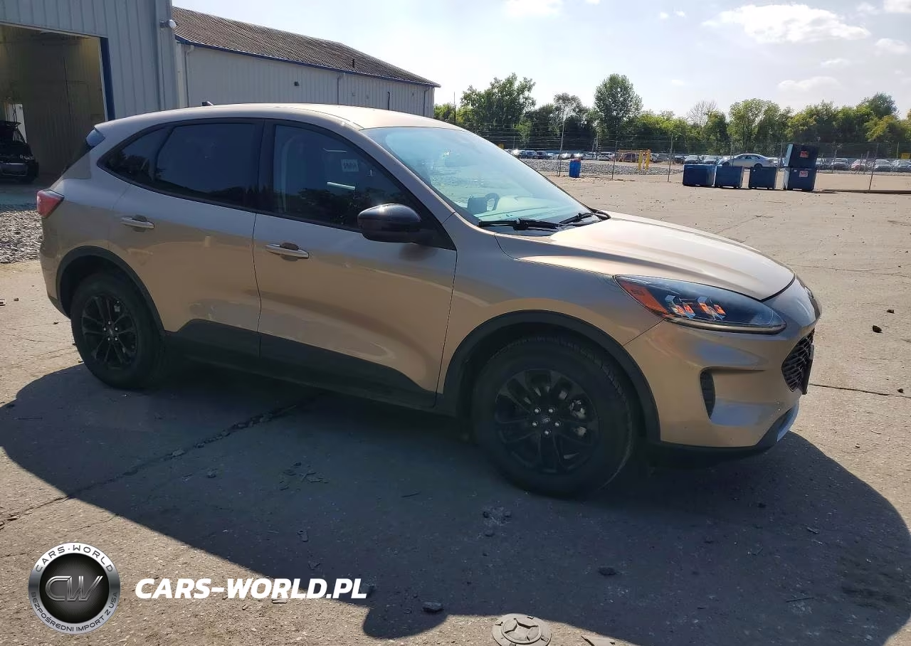 2020 Ford Escape Se Sport VIN:1FMCU9BZ7LUB84010 - 4