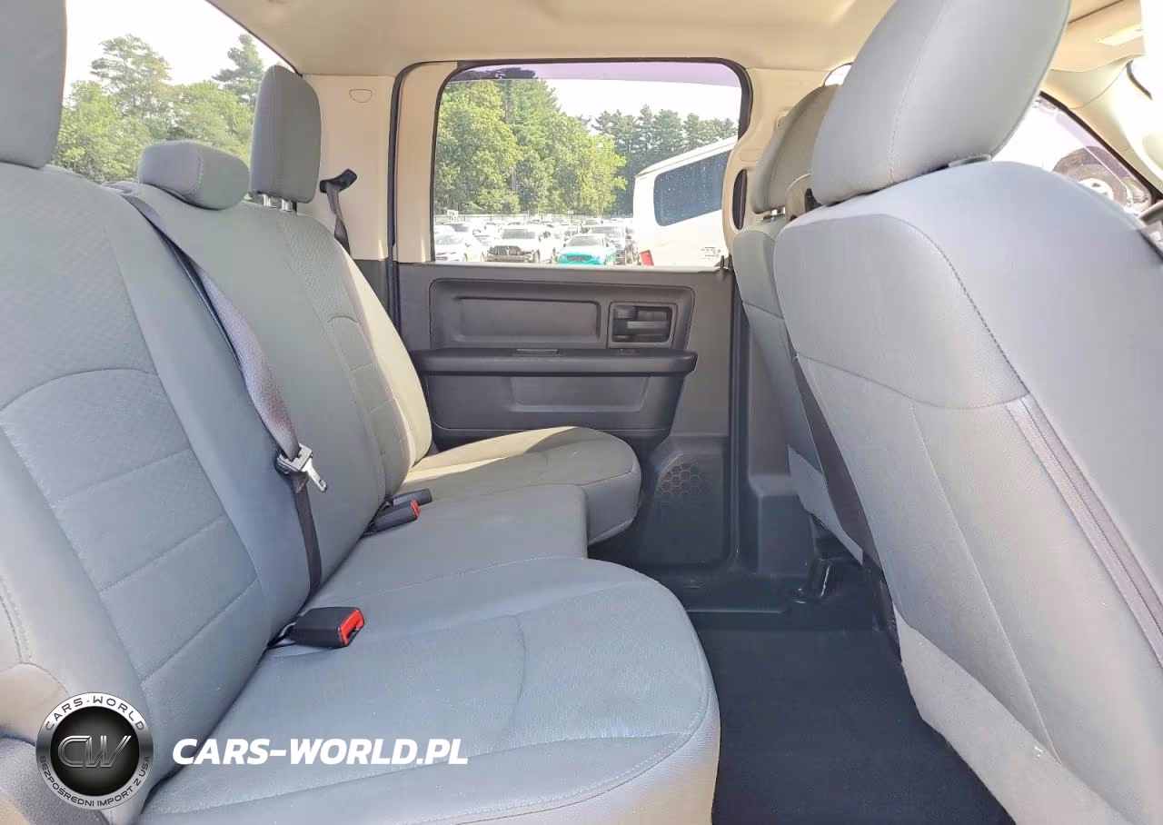 2019 Ram 1500 Classic Tradesman VIN:1C6RR7KG0KS520066 - 10