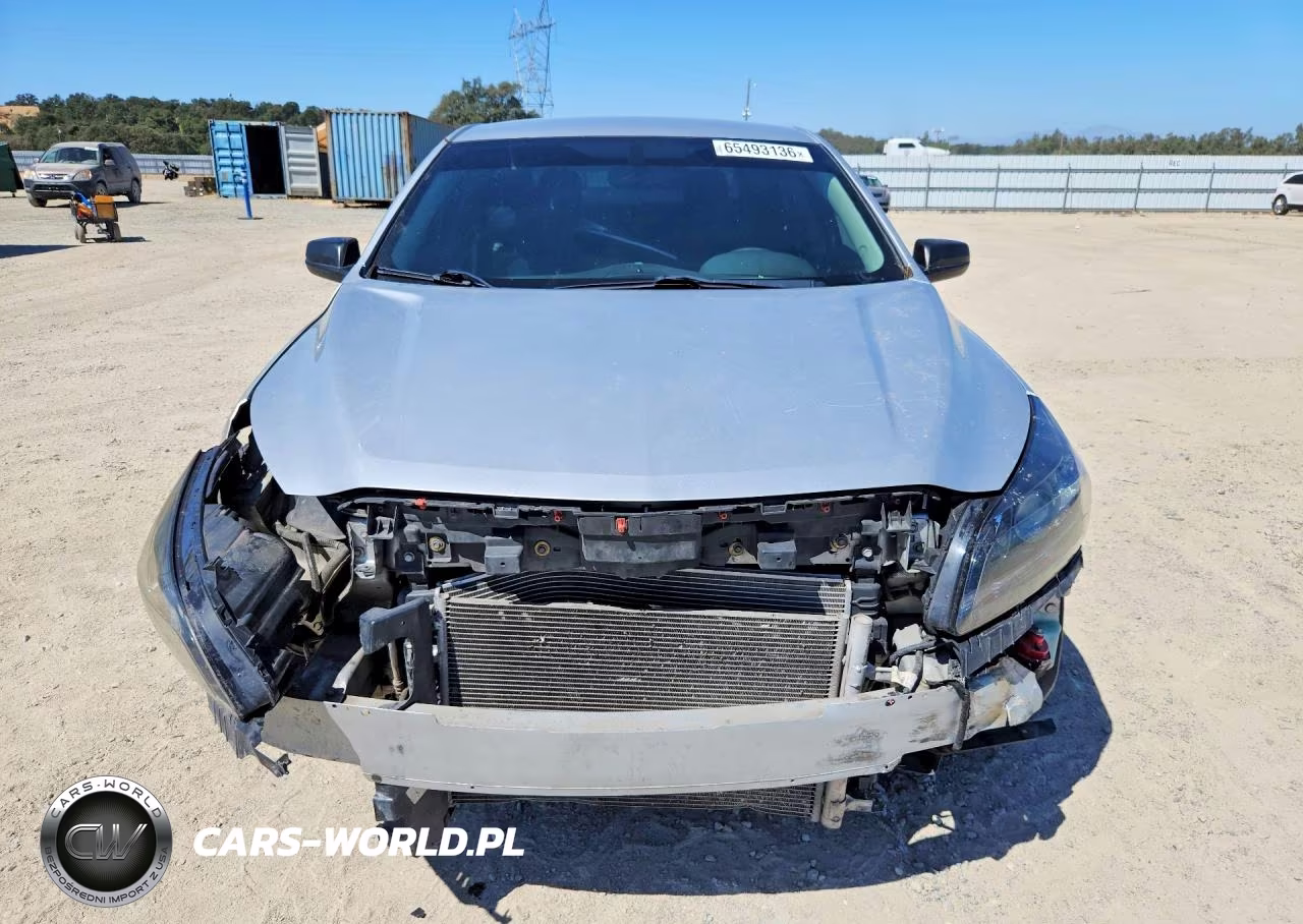 2013 Chevrolet Malibu Ls VIN:1G11B5SA1DF245385 - 5