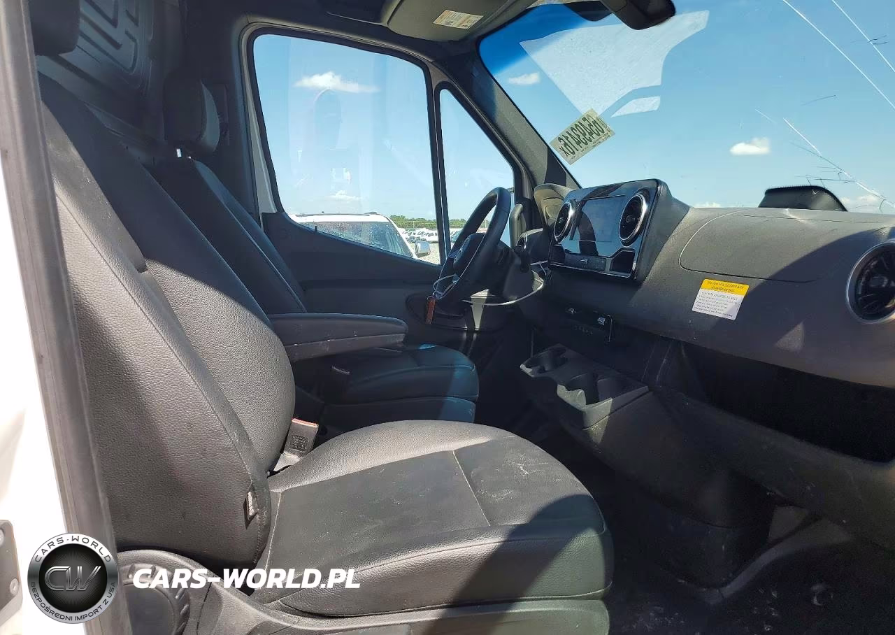 2025 Mercedes-Benz Sprinter 2500 Delivery Van VIN:W1Y4KCHY3ST196942 - 11