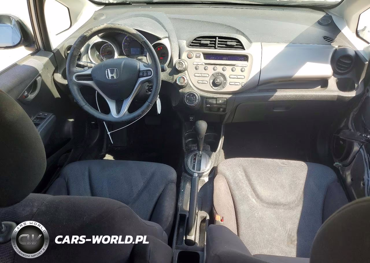 2011 Honda Fit Sport VIN:JHMGE8H56BC000339 - 8