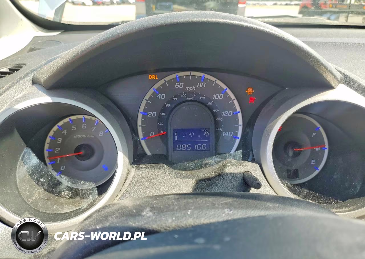 2011 Honda Fit Sport VIN:JHMGE8H56BC000339 - 9