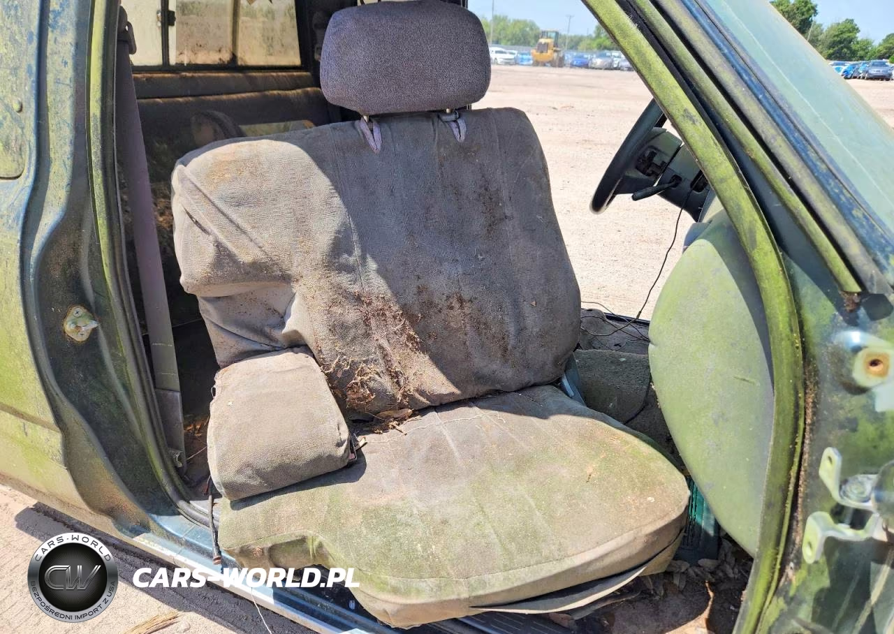 1996 Toyota Tacoma Base VIN:4TAVL52N9TZ094734 - 10