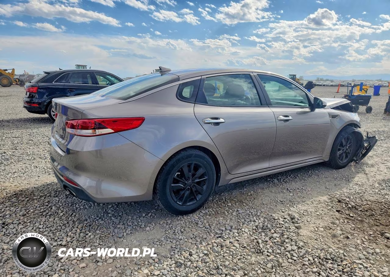 2018 Kia Optima Lx VIN:5XXGT4L32JG180133 - 3