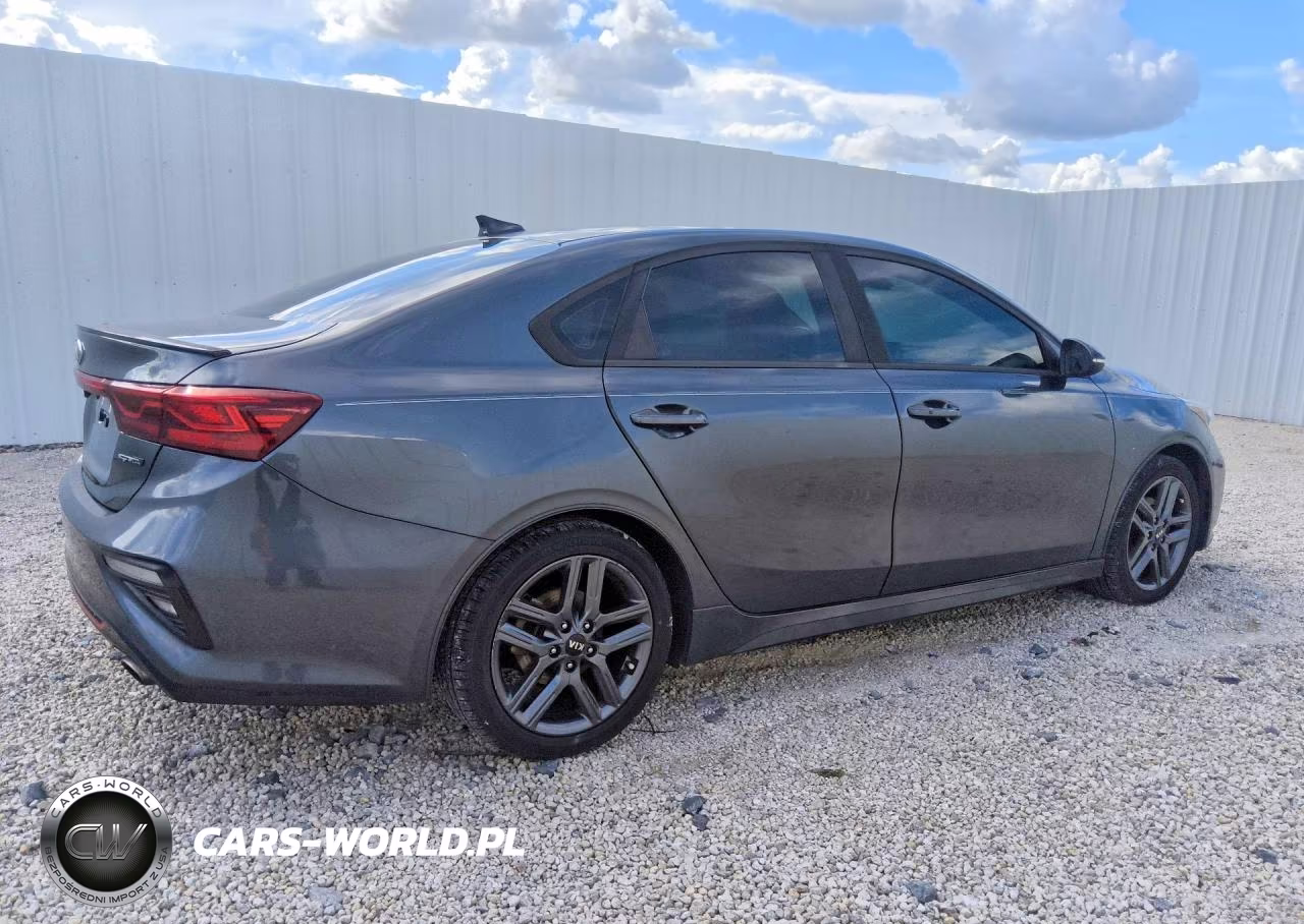 2020 Kia Forte Gt Line VIN:3KPF34AD9LE157306 - 3