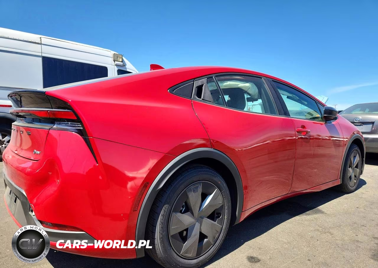 2023 Toyota Prius Le VIN:JTDACAAU8P3010318 - 3