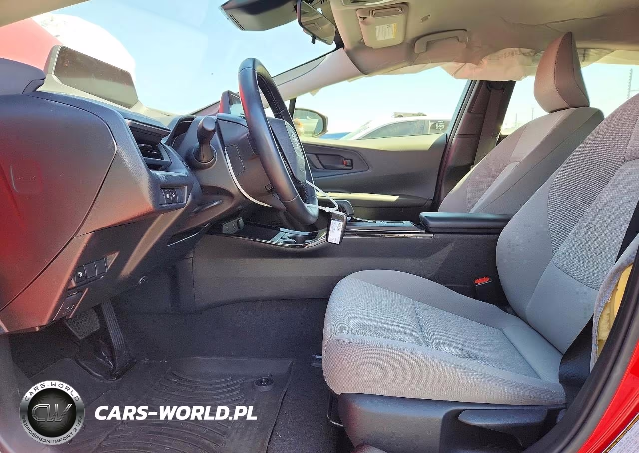 2023 Toyota Prius Le VIN:JTDACAAU8P3010318 - 7