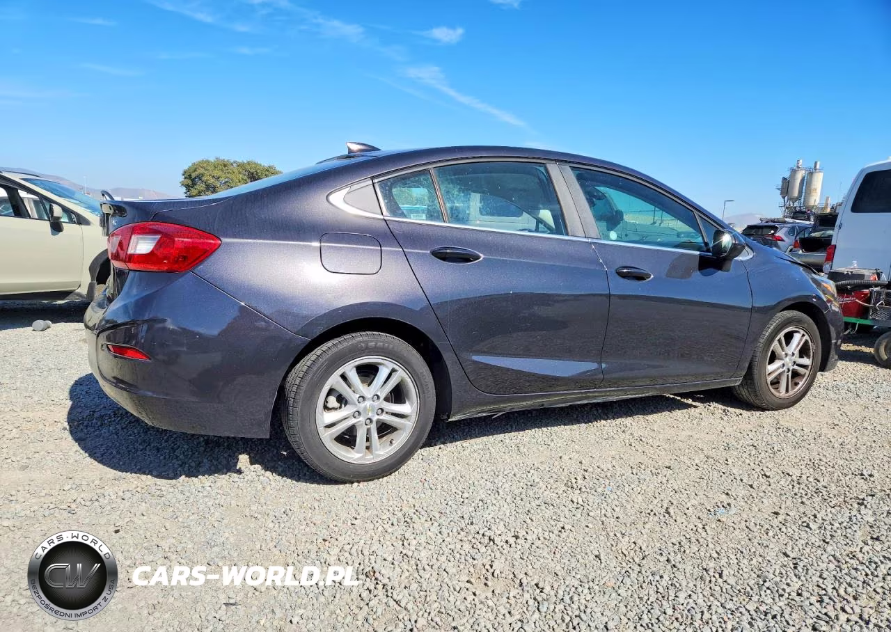 2017 Chevrolet Cruze Lt VIN:1G1BE5SM4H7209972 - 3