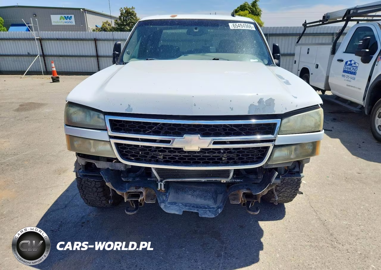 2006 Chevrolet Silverado K2500 Heavy Duty VIN:1GCHK23DX6F167236 - 5