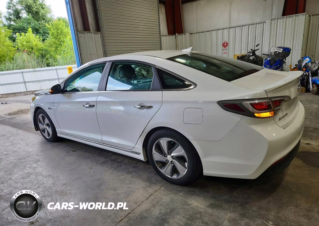 2017 Hyundai Sonata VIN:KMHE34L35HA077104 - 2