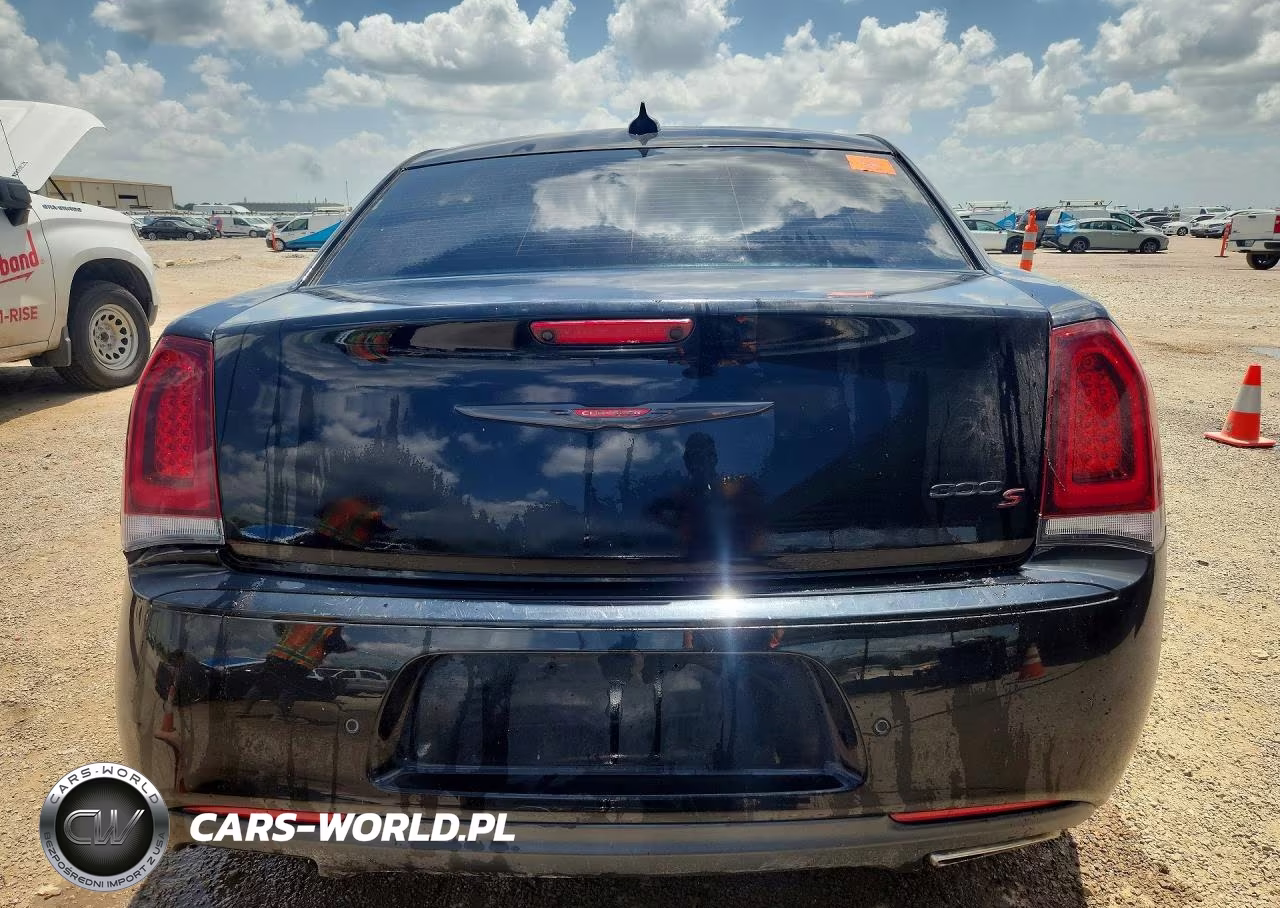 2021 Chrysler 300 S VIN:2C3CCABG6MH595771 - 6