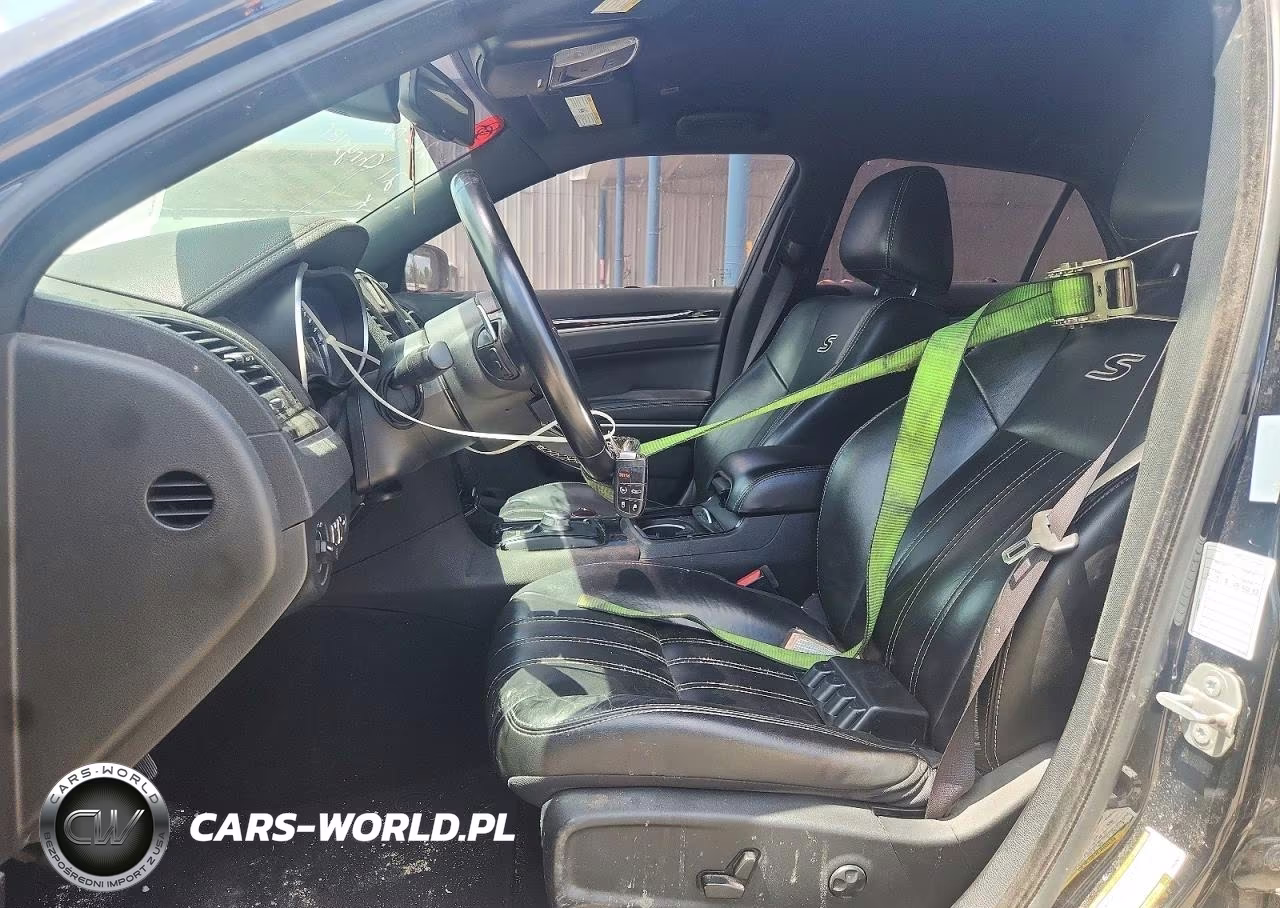2021 Chrysler 300 S VIN:2C3CCABG6MH595771 - 7