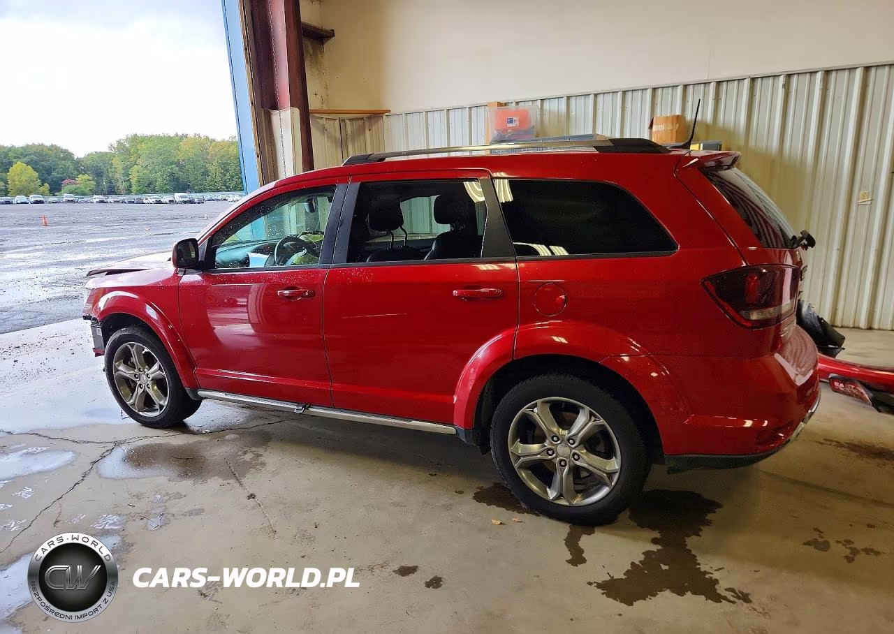2017 Dodge Journey Crossroad VIN:3C4PDDGGXHT618485 - 2