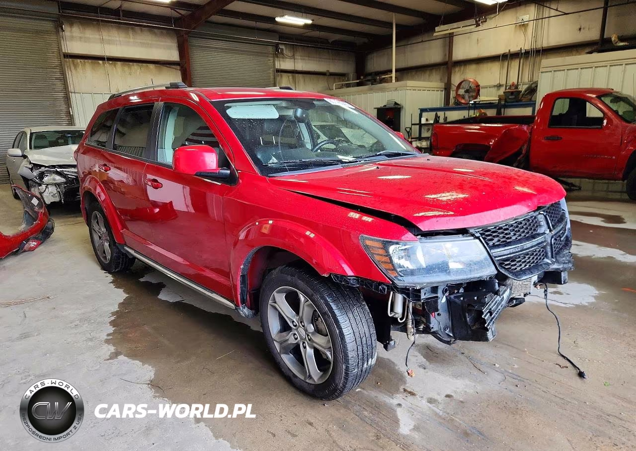 2017 Dodge Journey Crossroad VIN:3C4PDDGGXHT618485 - 4