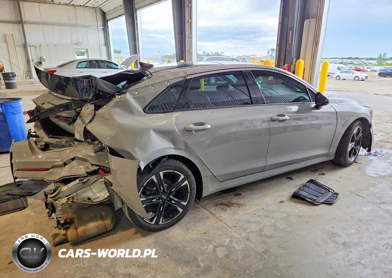 2021 Kia K5 Gt Line VIN:5XXG64J28MG049231 - 3