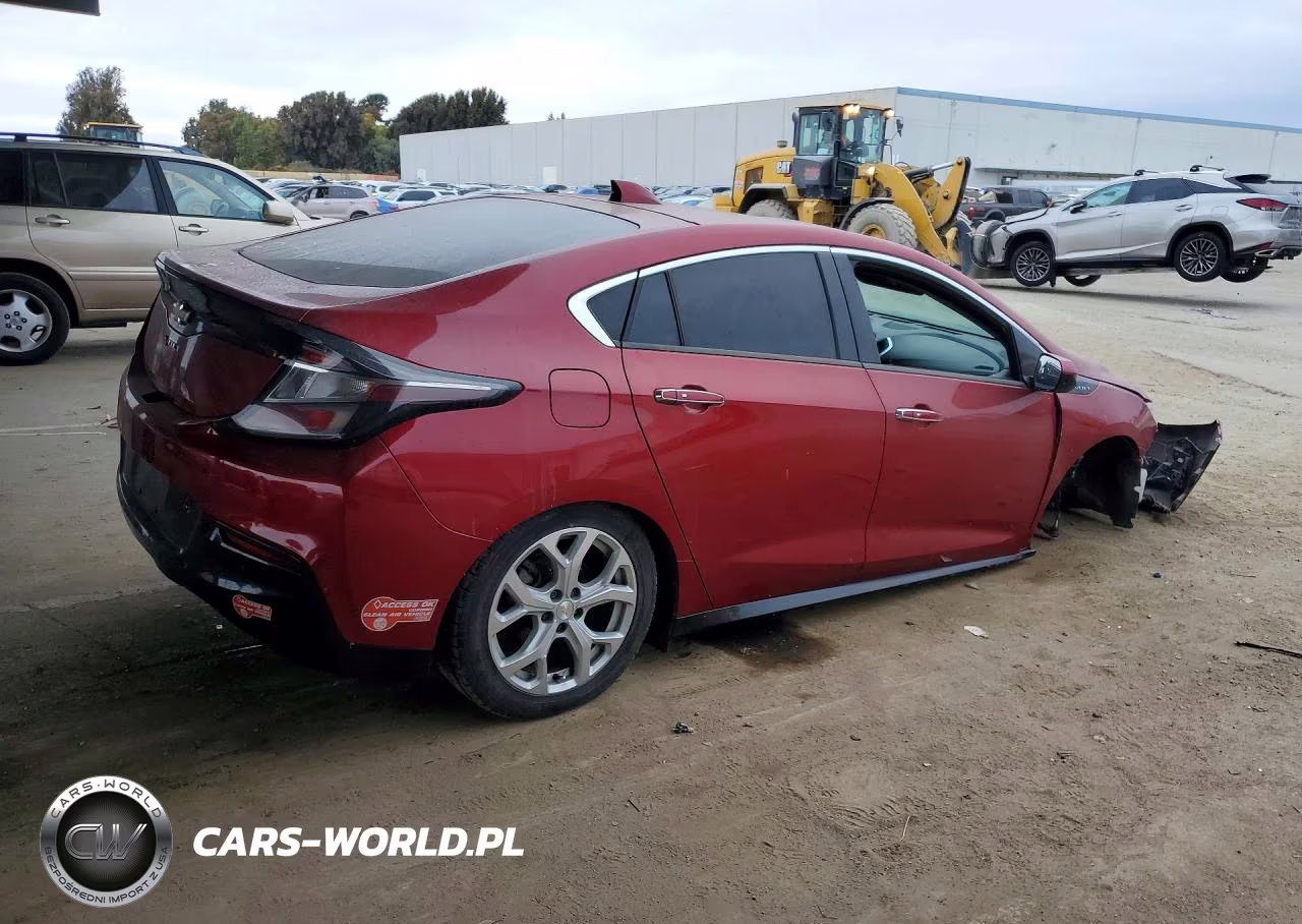 2018 Chevrolet Volt Premier VIN:1G1RD6S57JU150133 - 3