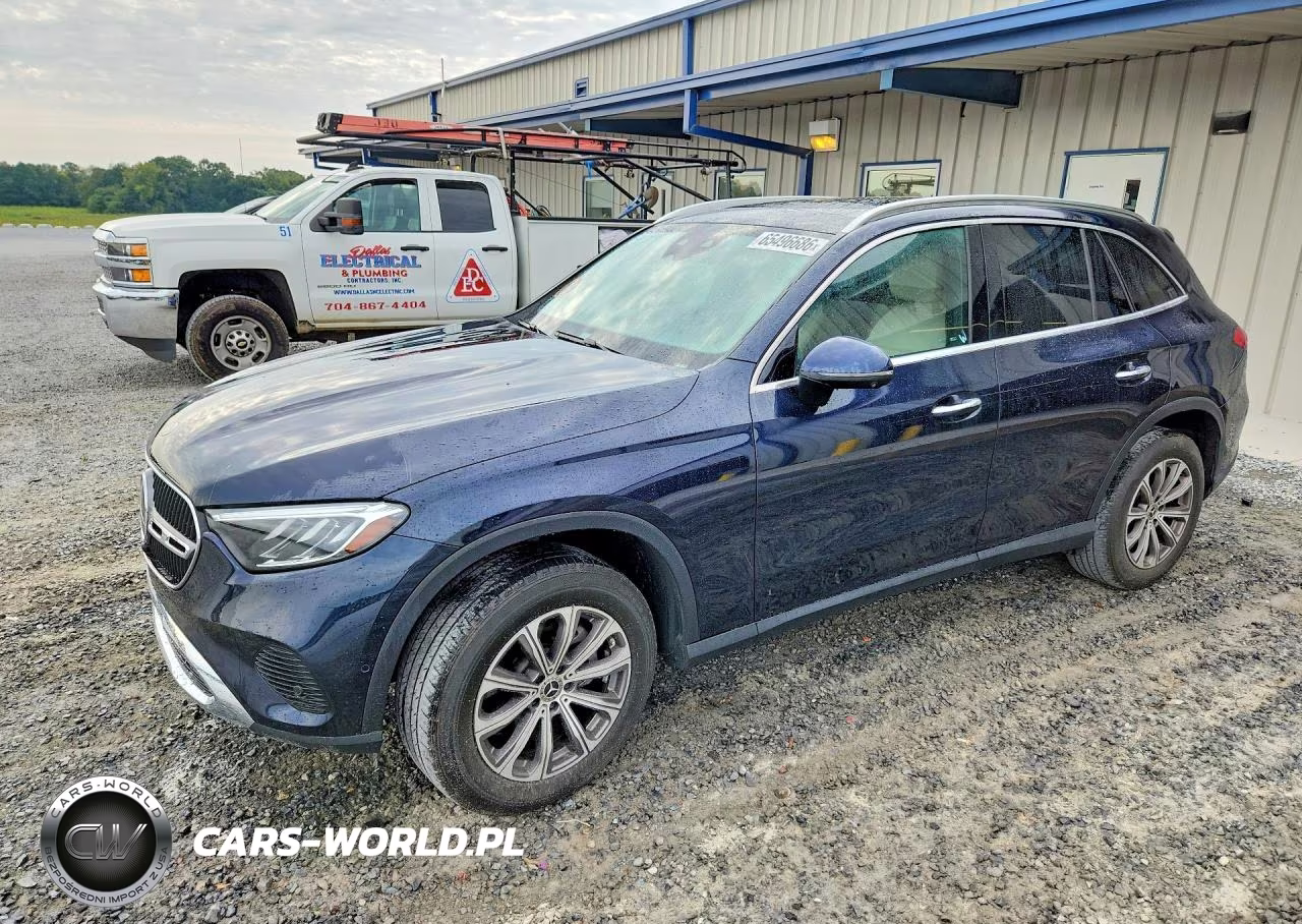2023 Mercedes-Benz Glc 300
