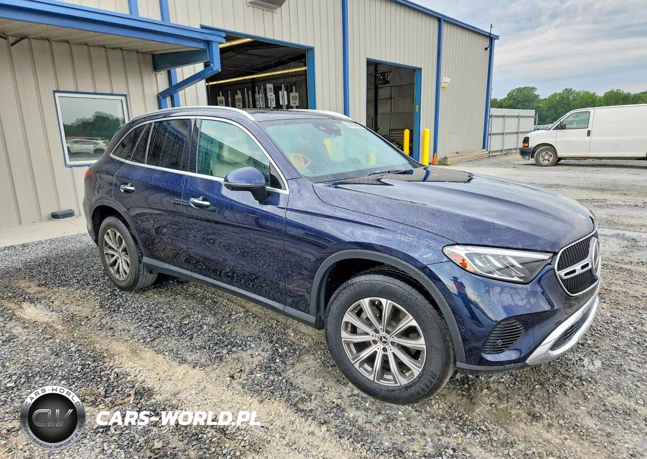 2023 Mercedes-Benz Glc 300 VIN:W1NKM4GB3PF050466 - 4