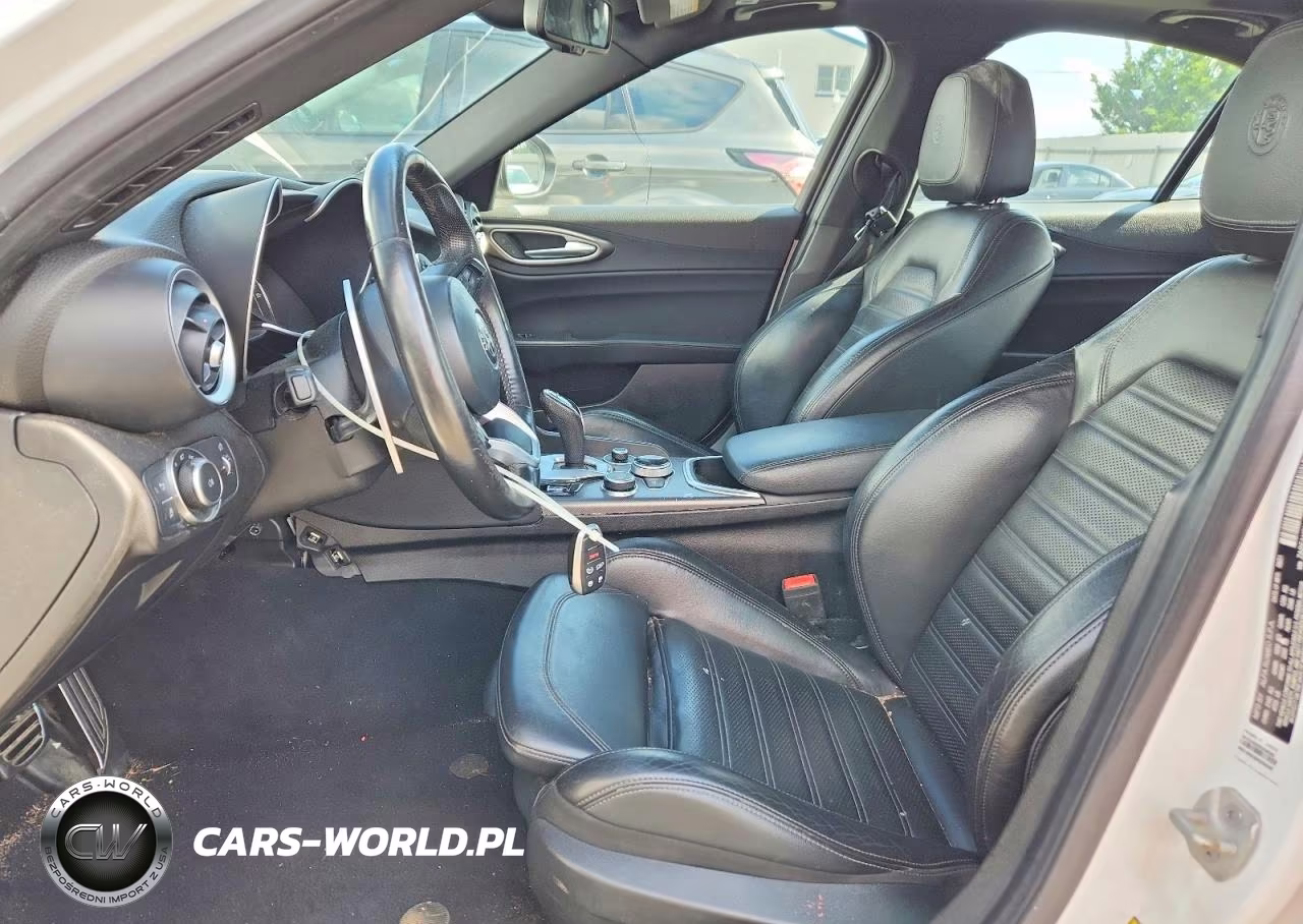2022 Alfa Romeo Giulia Super VIN:ZARFANBN1N7655057 - 7