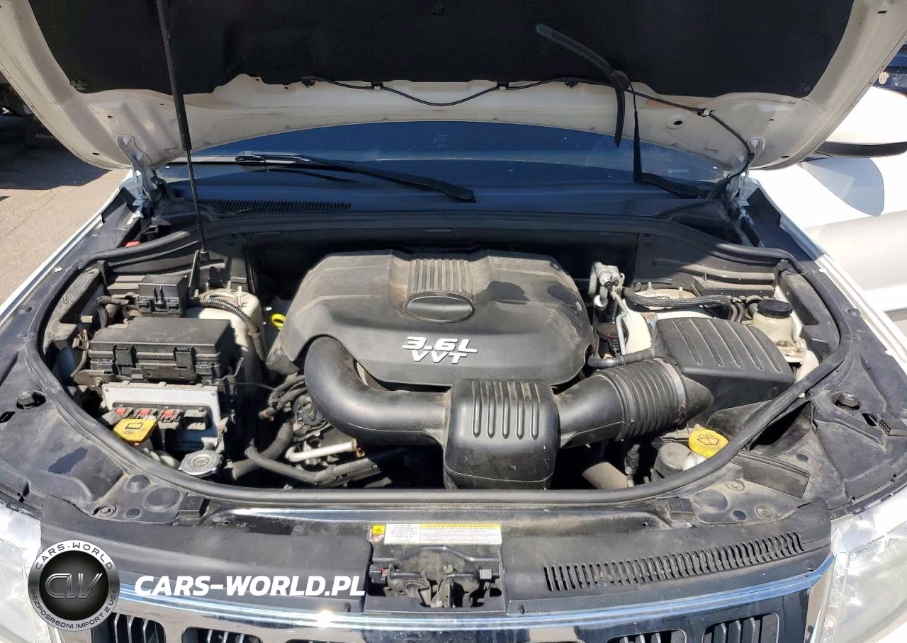 2012 Jeep Grand Cherokee Laredo VIN:1C4RJFAG7CC161631 - 12