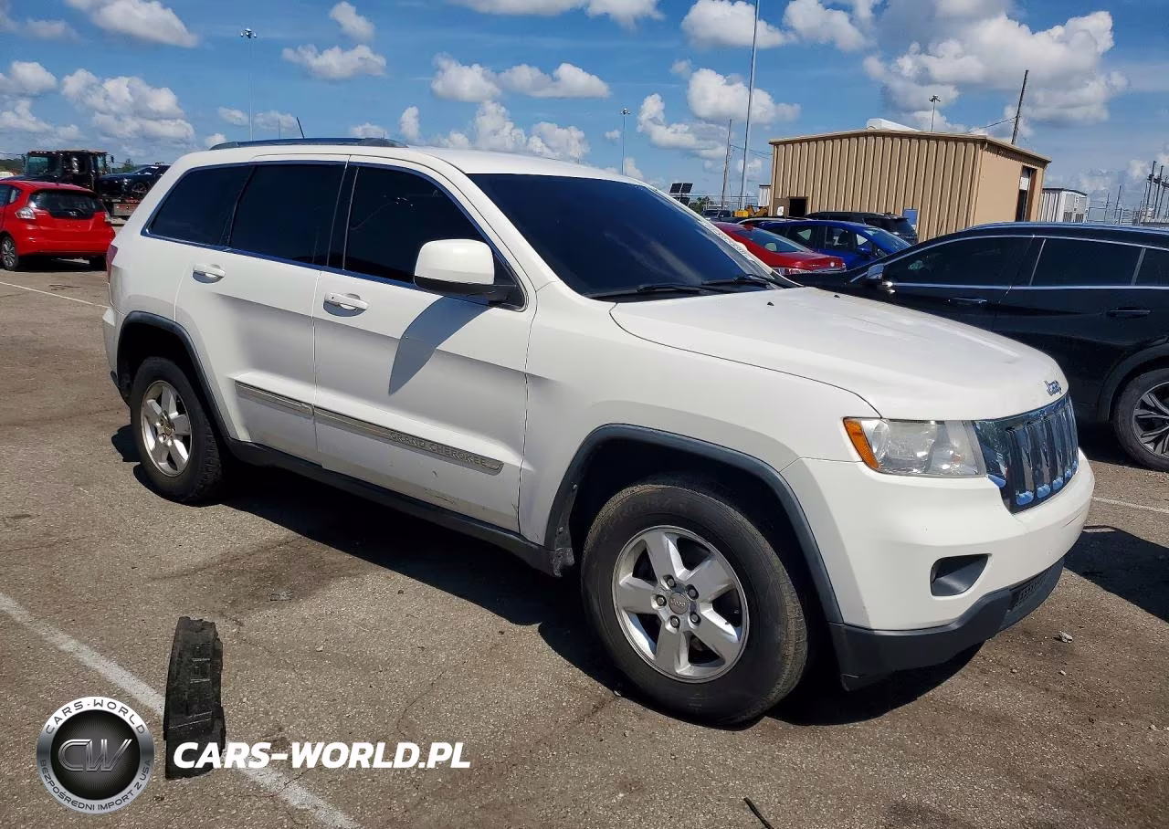2012 Jeep Grand Cherokee Laredo VIN:1C4RJFAG7CC161631 - 4