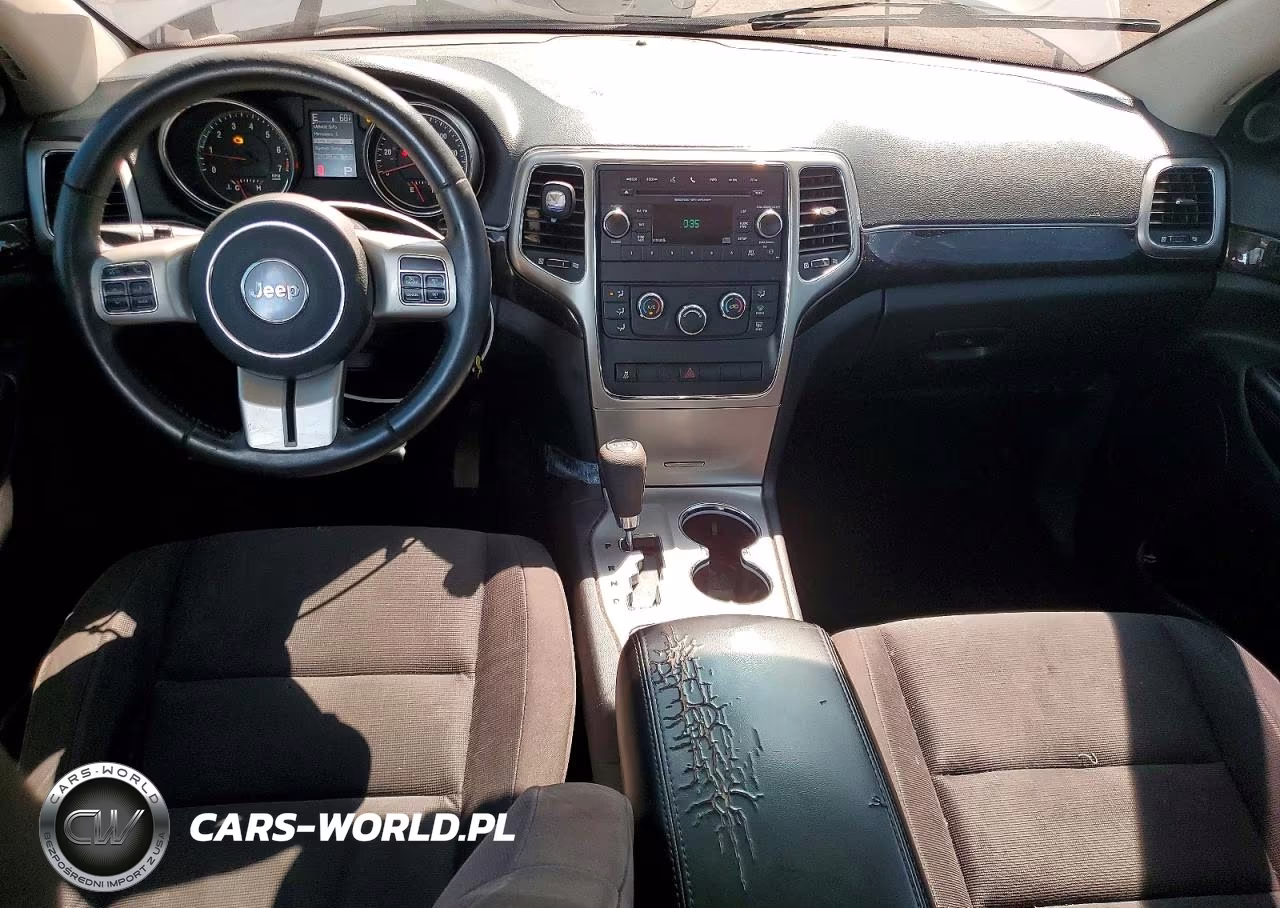 2012 Jeep Grand Cherokee Laredo VIN:1C4RJFAG7CC161631 - 8