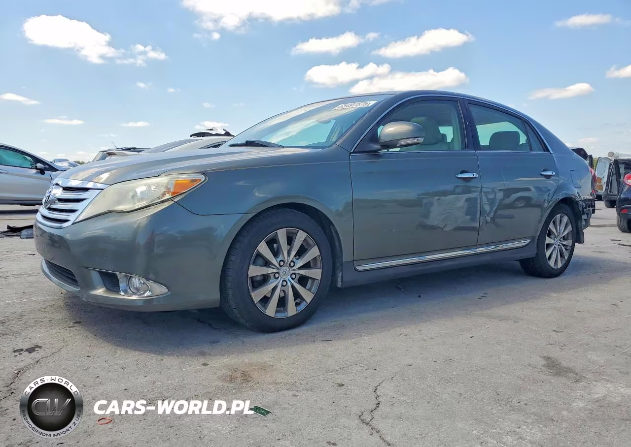 2011 Toyota Avalon Limited