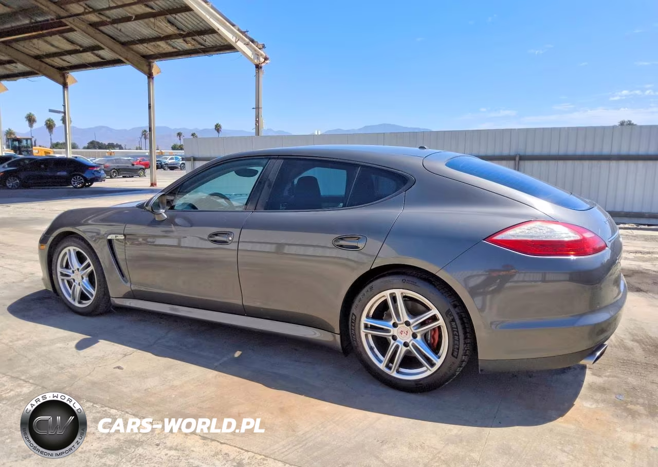2013 Porsche Panamera 2 VIN:WP0AA2A70DL013943 - 2