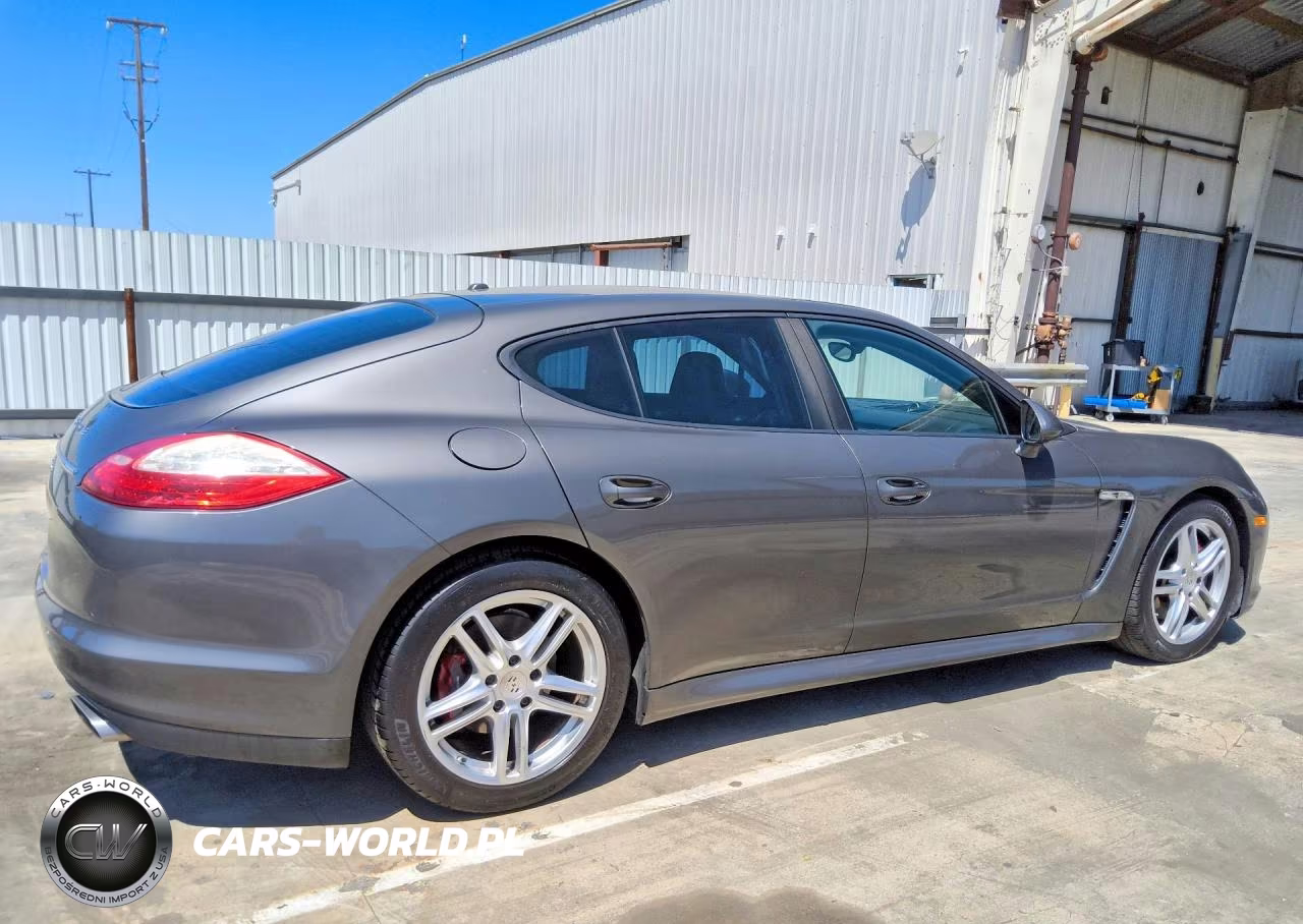 2013 Porsche Panamera 2 VIN:WP0AA2A70DL013943 - 3