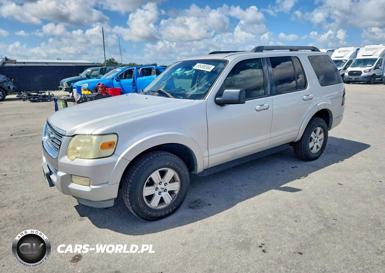 2010 Ford Explorer Xlt