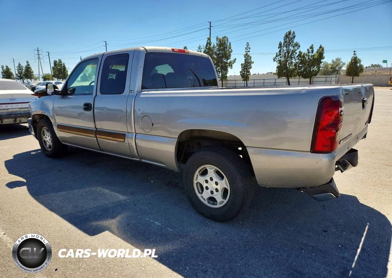 2003 Chevrolet Silverado C1500 VIN:2GCEC19T731166816 - 2