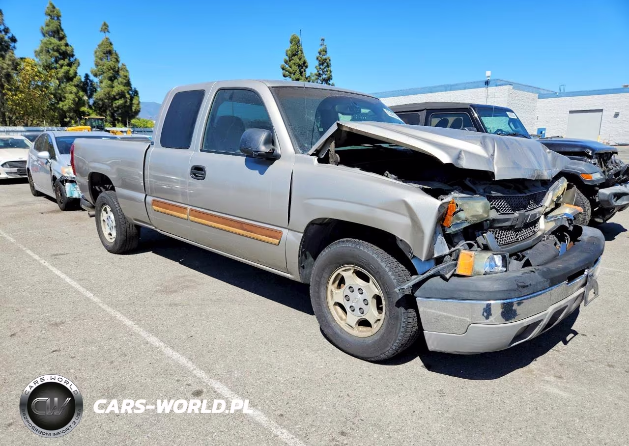 2003 Chevrolet Silverado C1500 VIN:2GCEC19T731166816 - 4