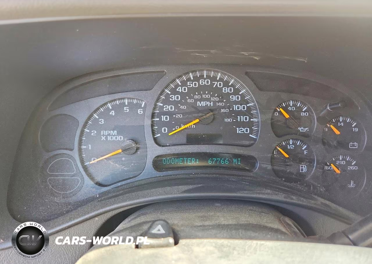 2003 Chevrolet Silverado C1500 VIN:2GCEC19T731166816 - 9