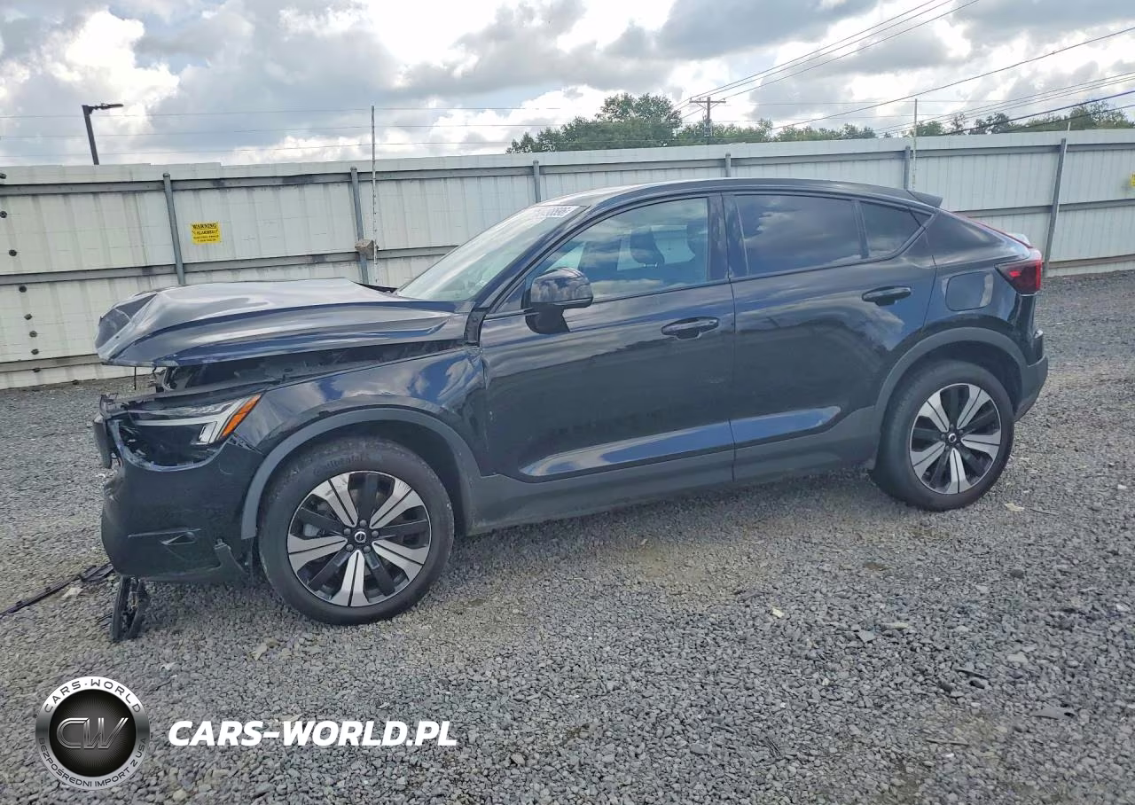 2023 Volvo C40 Recharge Plus