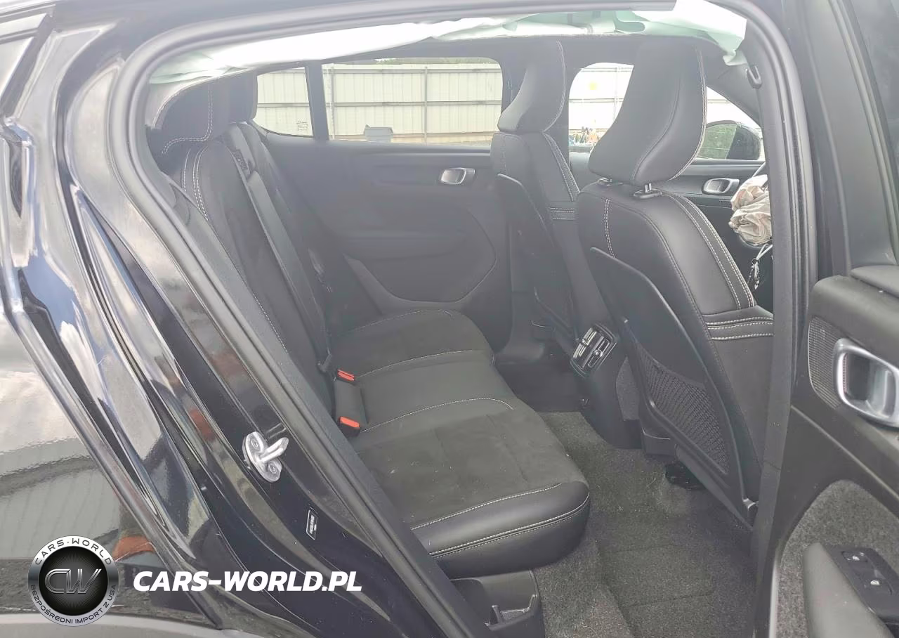 2023 Volvo C40 Recharge Plus VIN:YV4ED3GL0P2064692 - 11