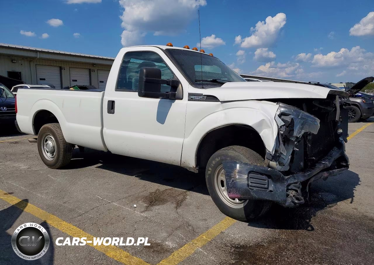 2013 Ford F250 Super Duty VIN:1FTBF2A60DEA02572 - 4