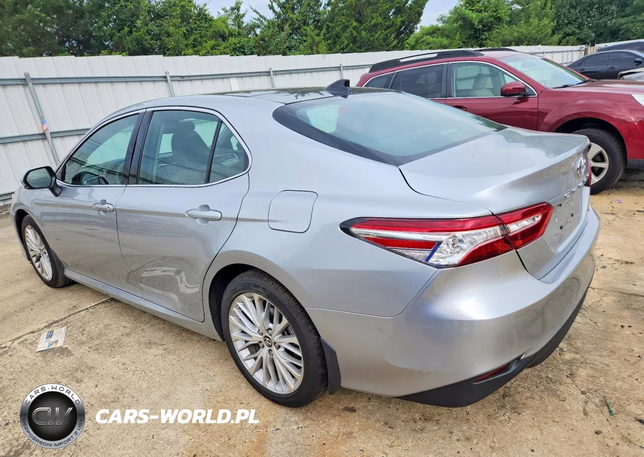 2018 Toyota Camry VIN:4T1BZ1HK7JU016552 - 2